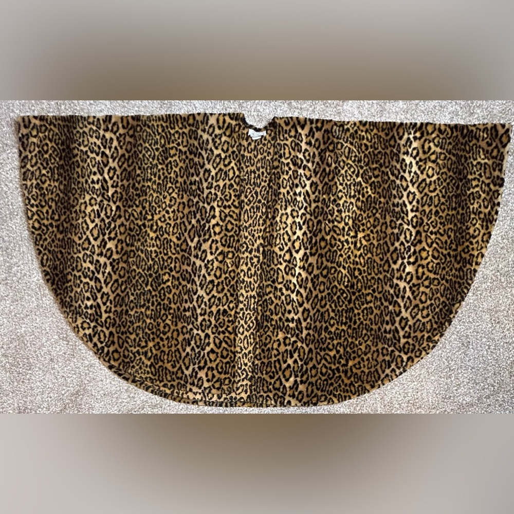 Kathleen for Sweet Herb Leopard Wrap Womens Black And Brown. SUPER SOFT!